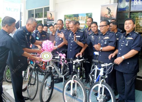 POLIS_BASIKALPOLIS BASIKAL