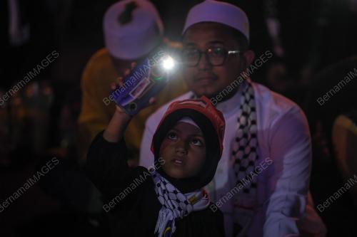 SUNGAI PETANI BERSELAWAT
