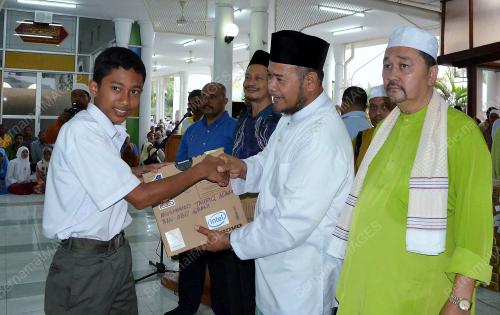 KD07_03082012_SHAHLAN_NOOTBOOK