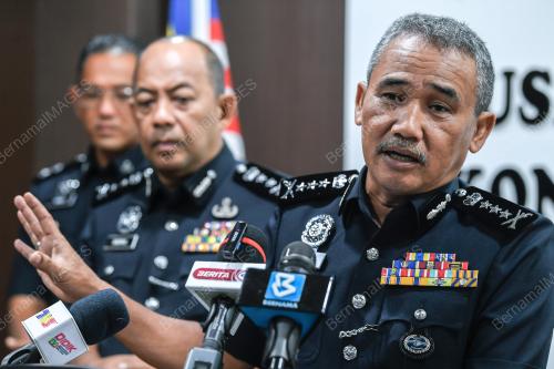 PENGEDARAN GANJA
