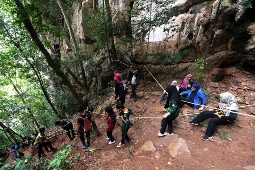 DROPZONE BUKIT KODIANG