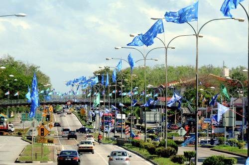 KD07_04032013_BENDERA