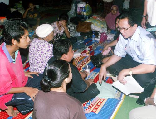 DR MOHD PUAD ZARKASHI