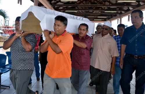 KD07_05052012_BTN_MENINGGAL