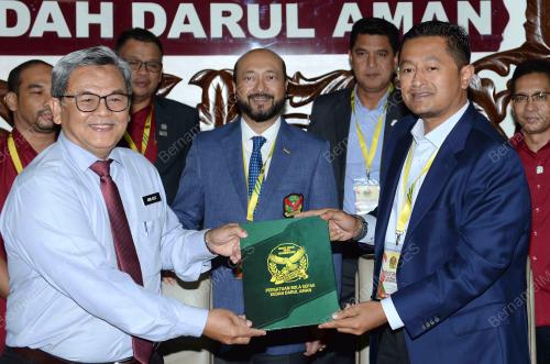 DATUK SERI MUKHRIZ MAHATHIR