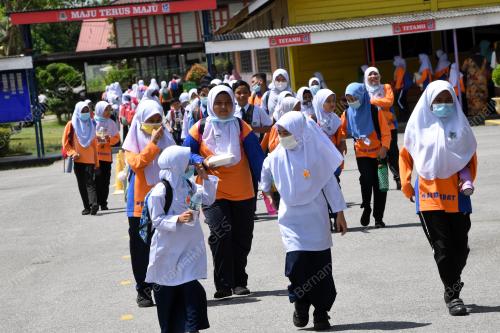 SEKOLAH DITUTUP