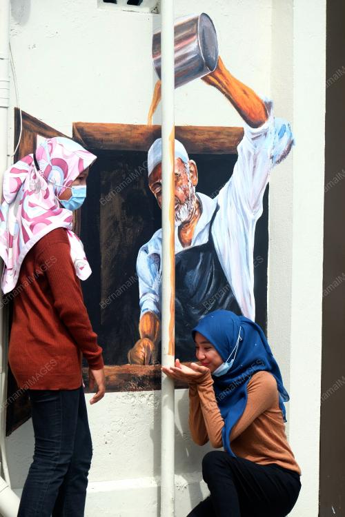 LUKISAN MURAL LORONG SETAR