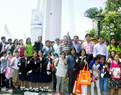KD07_11022011_MENARA_THAILAND
