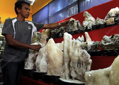 KD07_12022015_BATU_KRISTAL