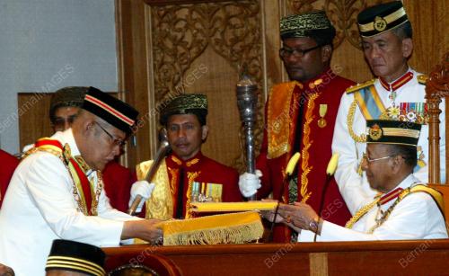 TUANKU ABDUL HALIM MU'ADZAM SHAH