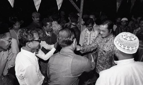 DR. MAHATHIR MOHAMAD
