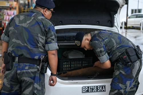 KD07_16042026_POLIS_MINYAK