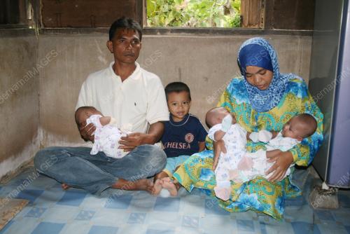 KEMBAR TIGA