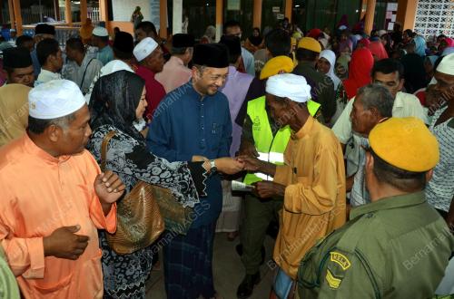 KD07_16082012_MUKHRIZ_DUITRAYA