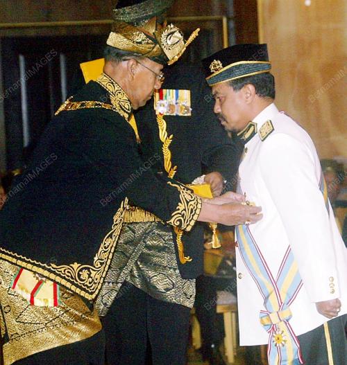 SULTAN ABDUL HALIM MU'ADZAM SHAH