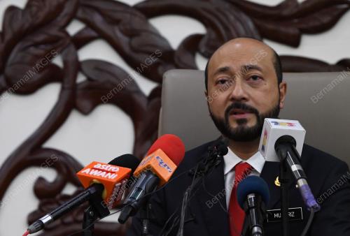 DATUK SERI MUKHRIZ TUN MAHATHIR