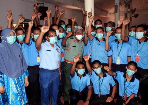 KD07_18062012_PLKN_H1N1