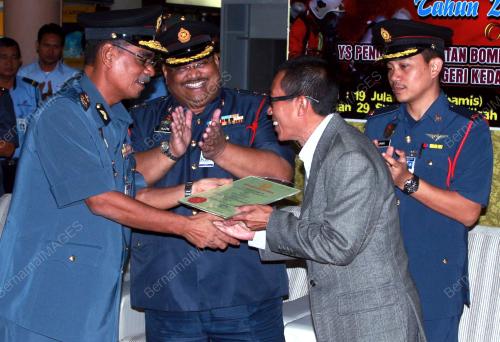 KD07_19072012_BOMBA_PEMERIKSAAN