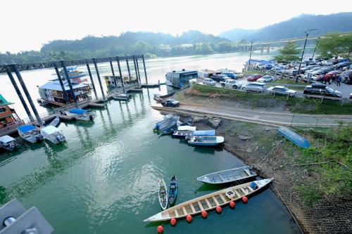 GUNUNG ULU SEPAT