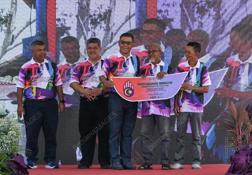 DATUK SERI SAIFUDDIN NASUTION ISMAIL