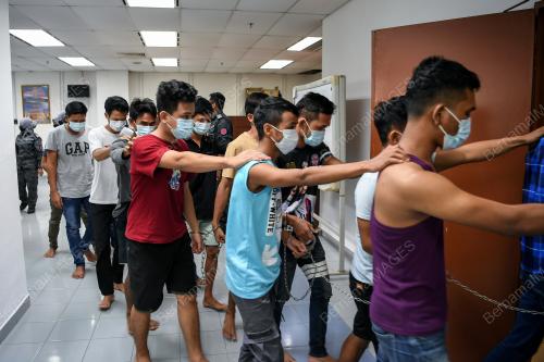 JABATAN IMIGRESEN MALAYSIA
