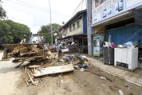 KD07_20082021_BANJIR_KILAT