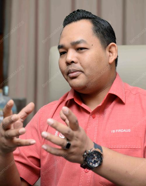 MOHD FIRDAUS AHMAD