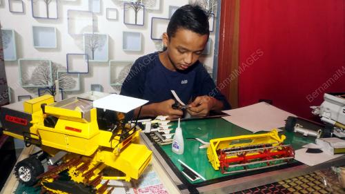 PELAJAR PINTAR