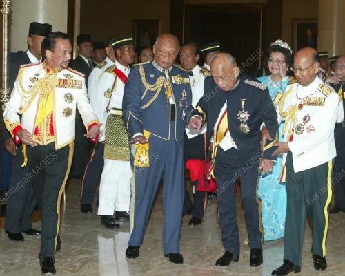 TUANKU ABDUL HALIM MU'ADZAM SHAH