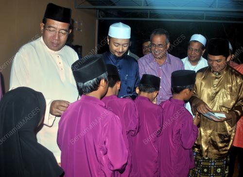 DATUK MUKHRIZ TUN MAHATHIR