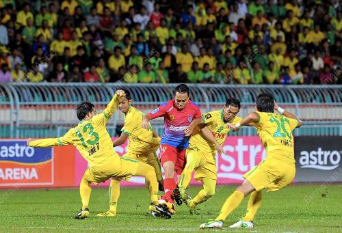 KD07_26022013_BOLA