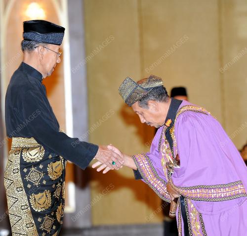TUANKU ABDUL HALIM MU'ADZAM SHAH