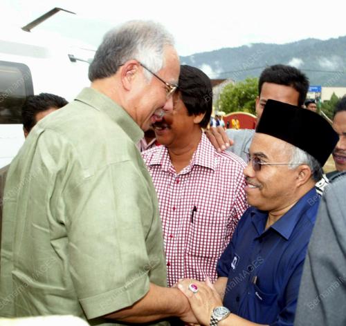 MOHD NAJIB TUN ABDUL RAZAK