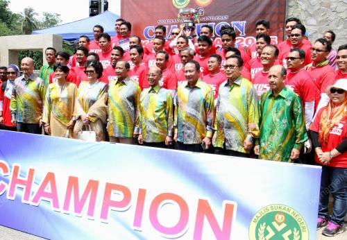 KD07_28032015_AGONG