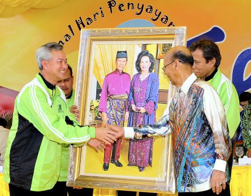 KD07_29062013_AGONG