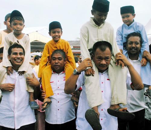 ABDUL AZIZ SHEIKH FADZIR
