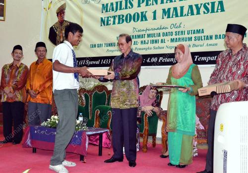 KD07_30082012_PEMANGKU_SULTAN