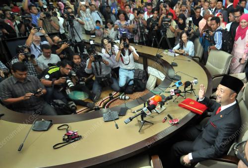 KD08_03022016_MUKHRIZ