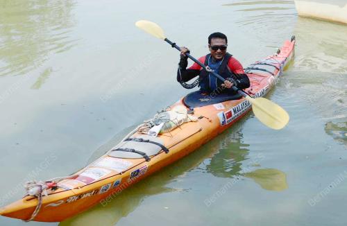KD08_03042016_KAYAK