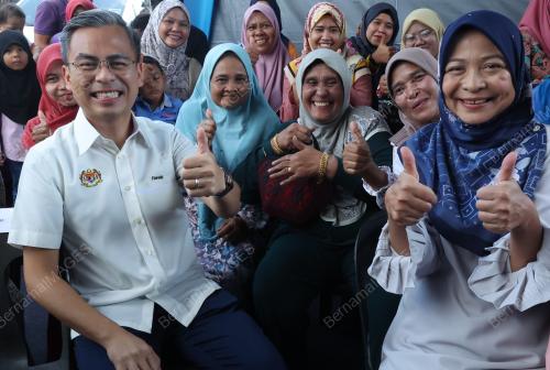 FAHMI FADZIL
