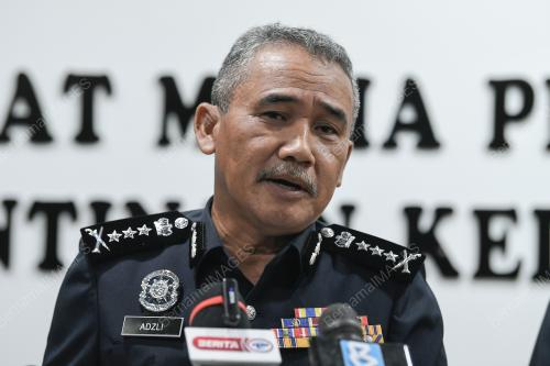 PENGEDARAN GANJA