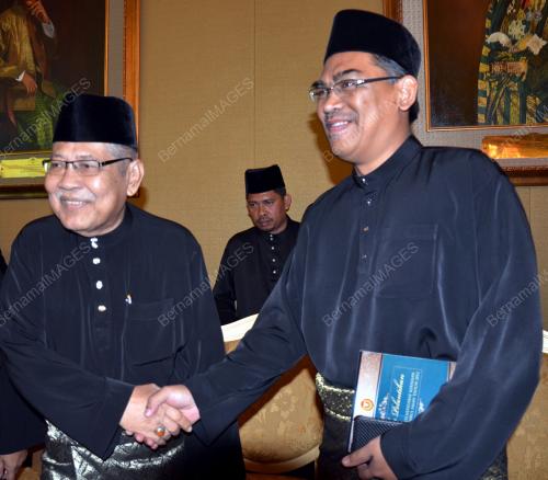 KD08_05042012_MB_EXCO