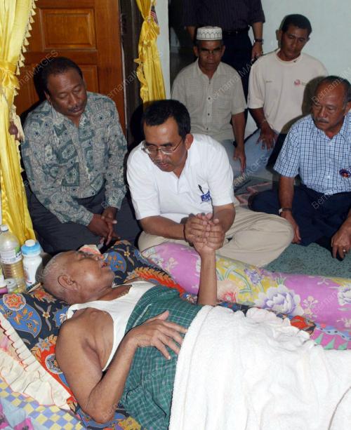 MOHD JOHARI BAHAROM