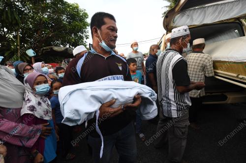 JENAZAH TIBA DI PENDANG
