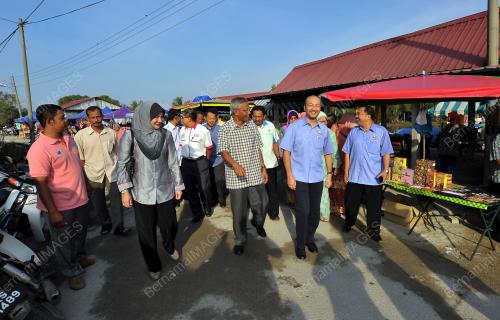 KD08_07022014_MB_PASAR