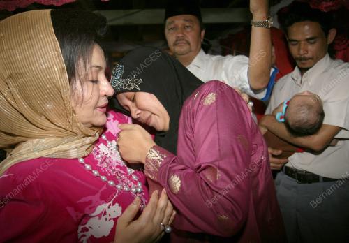 DATIN SERI ROSMAH MANSOR