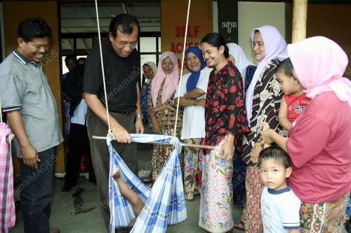 DATUK MAHDZIR KHALID
