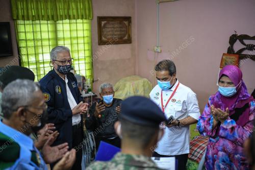 DATUK SERI ISMAIL SABRI YAAKOB