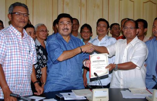 DATUK AHMAD BASHAH MD HANIPAH