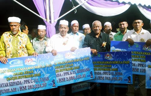 PETANI DI KEDAH GEMBIRA